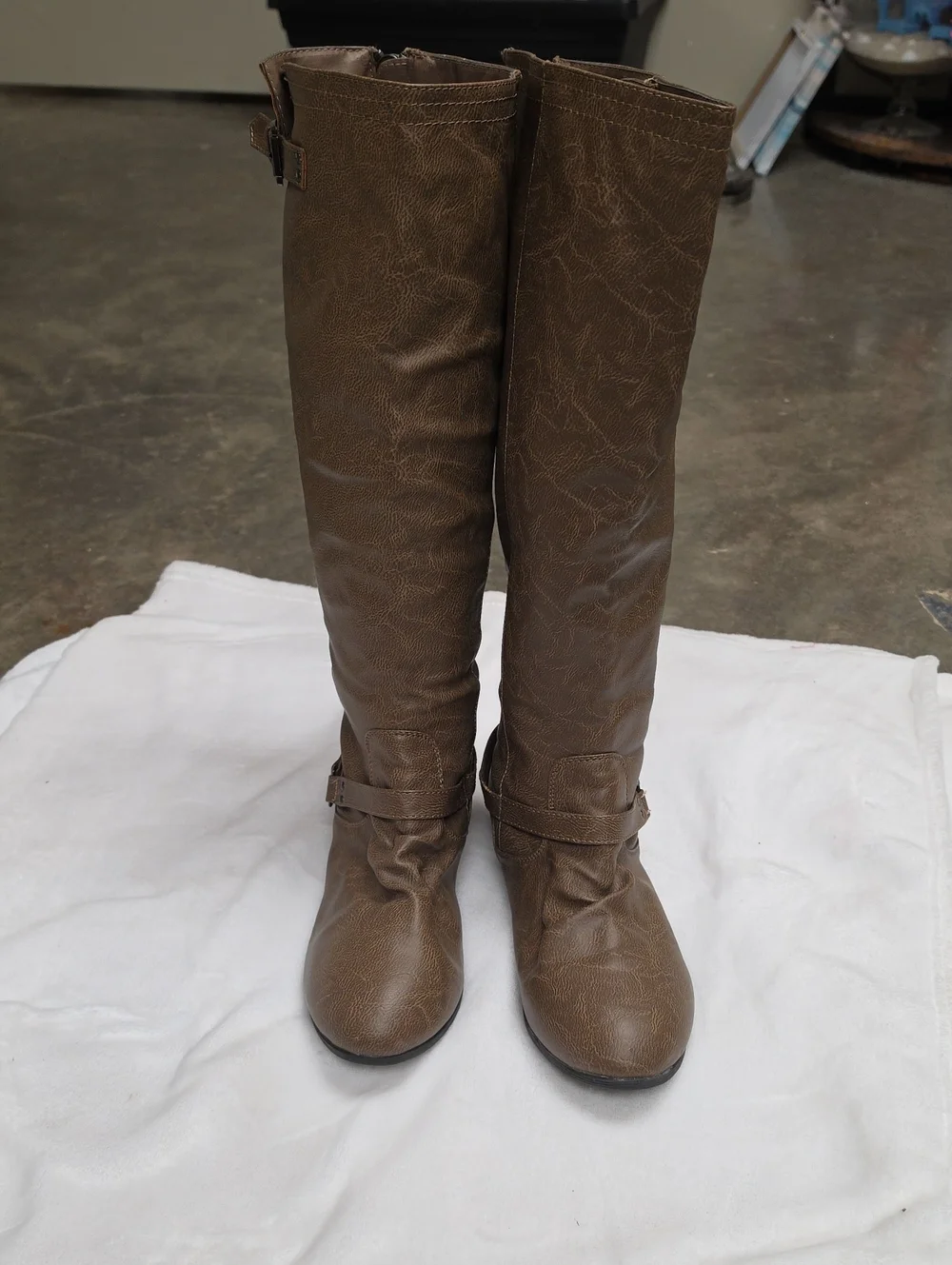 Women's Tall Brown Riding Boots - Classic Knee-High Style